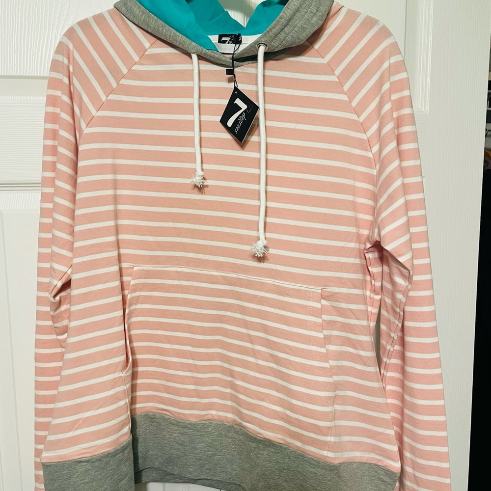 7 Degrees Pullover